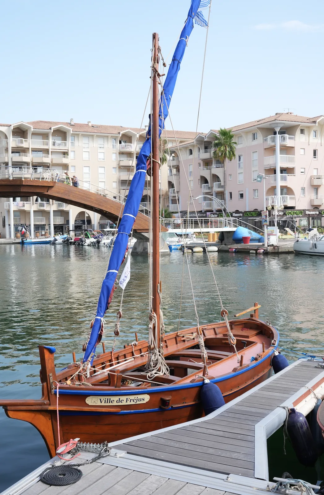 • Visite guidée du port de Fréjus à bord d’un pointu – balade commentée été 2025 Course 10km Fréjus 2025 - Port et bord de mer